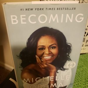 BECOMING BY MICHELLE OBAMA